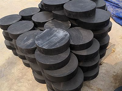 师宗县板式橡胶支座由若干层橡胶片与薄钢板经加压硫化